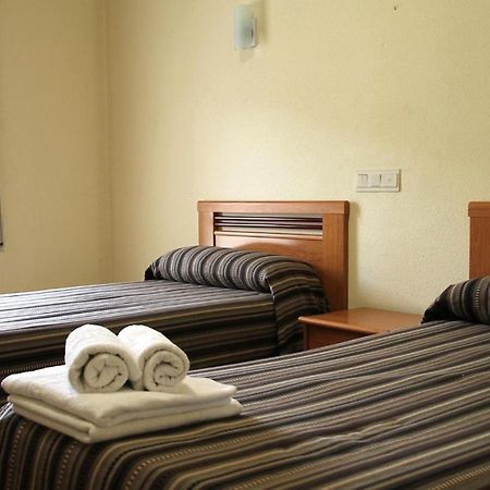 Hostal El Sequero Agoncillo Exteriör bild
