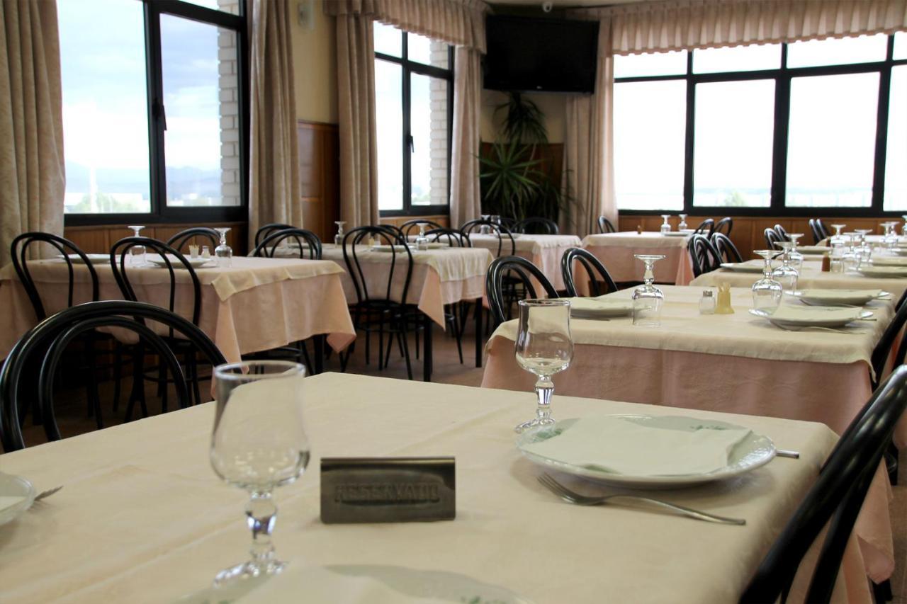 Hostal El Sequero Agoncillo Exteriör bild